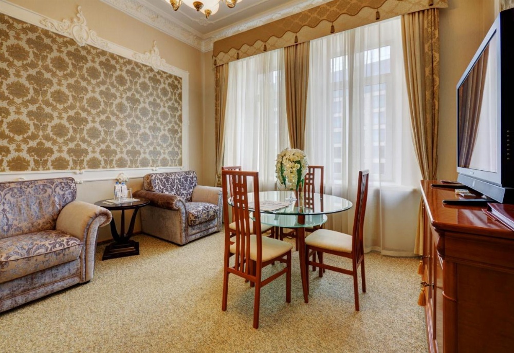 Room Image 4