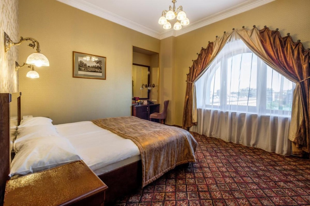 Room Image 5