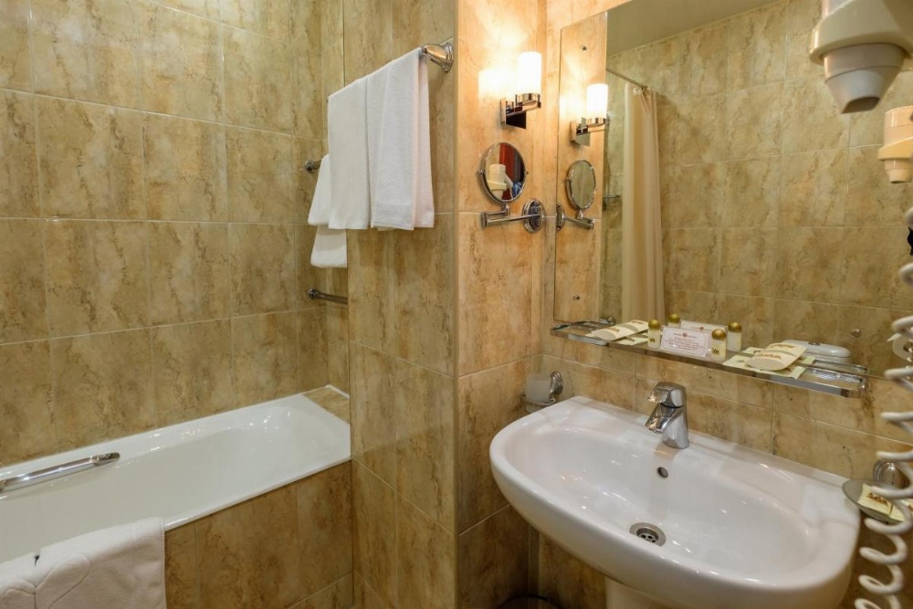 Peking Hotel Image 29