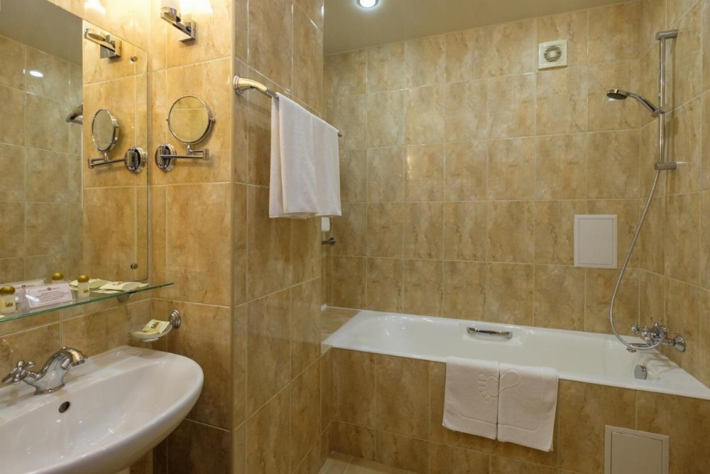 Peking Hotel Image 32
