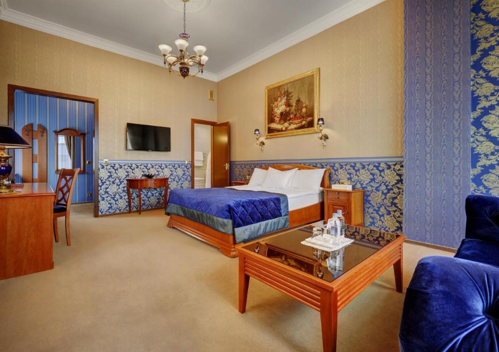Room Image 3